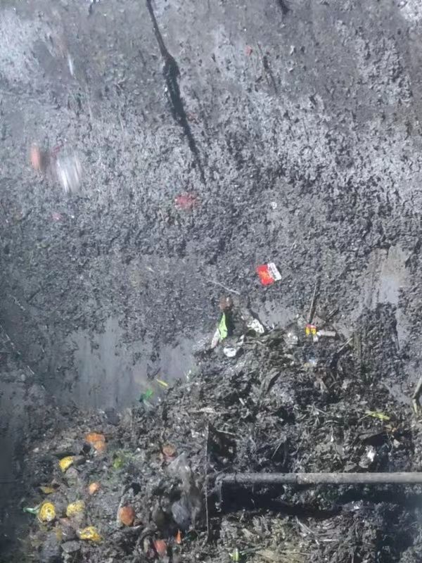 灵川污水池清理